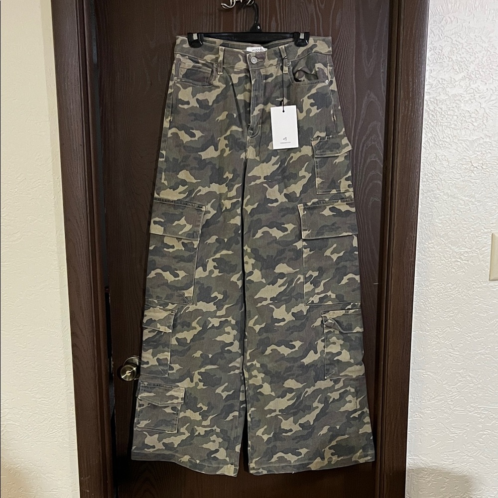 Hidden Camouflage Cargo Pants